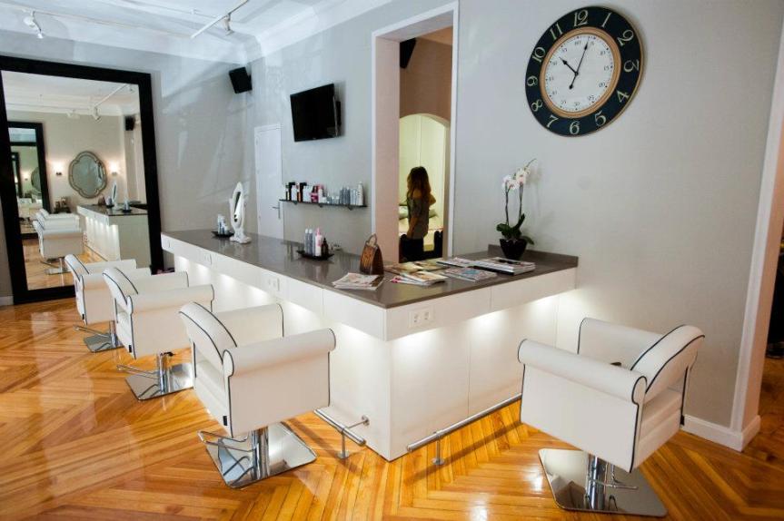 524149_297269633680912_1194045397_n