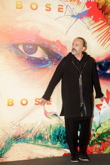 458330150-singer-miguel-bose-attends-new-album-amo-gettyimages