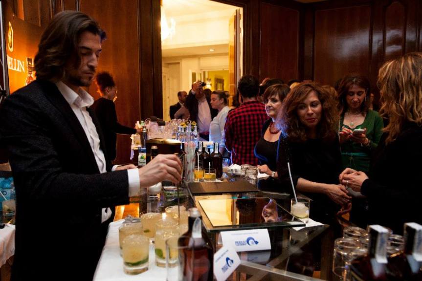 11036343_803196669748619_6520674789916663032_n