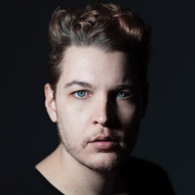 Director de A mesa puesta