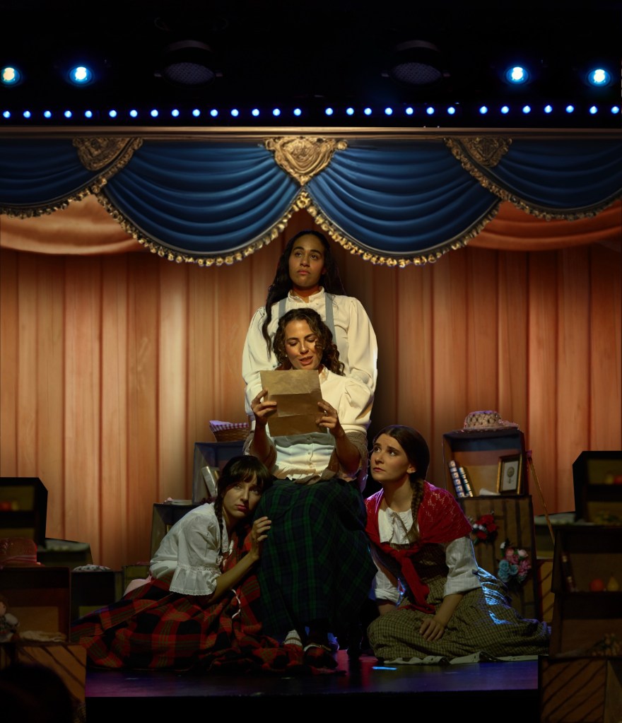 Escena de la obra Mujercitas dirigida por Marcos Arbex