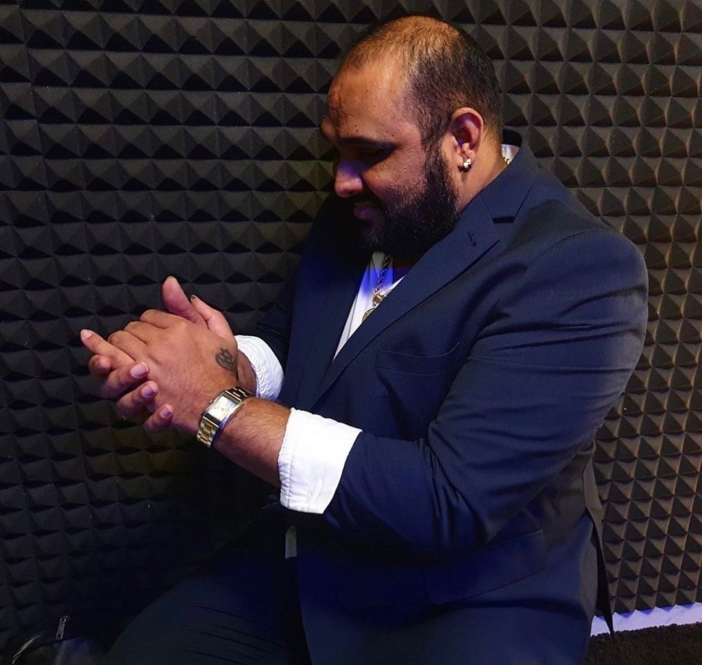 José Marín Fernández El Cortecitas posando