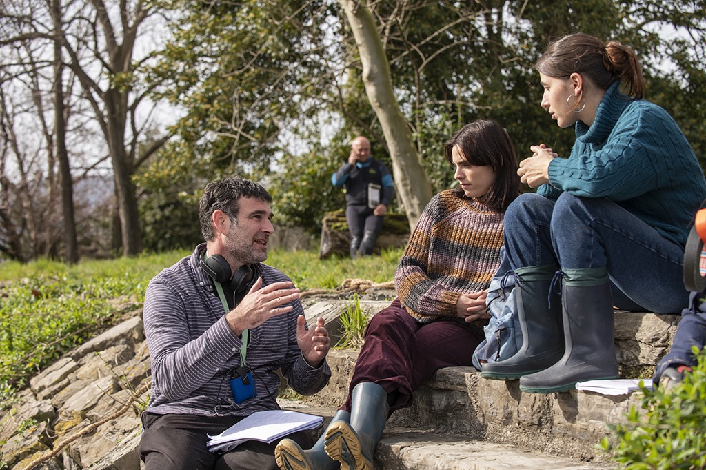 Asier Urbieta durante la promoción de La isla de los faisanes